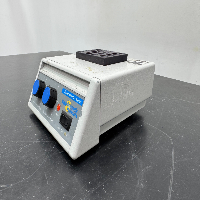 VWR Standard Heatblock image 1